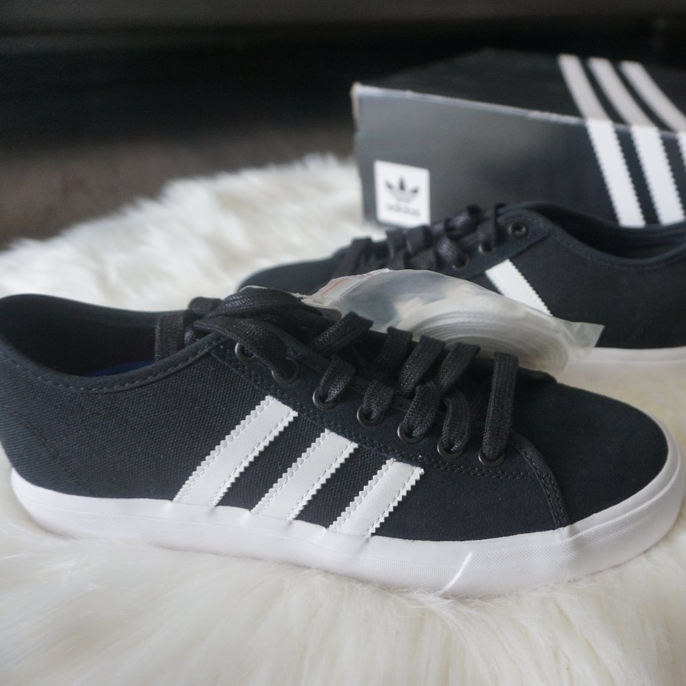 adidas matchcourt RX classic shoes black white